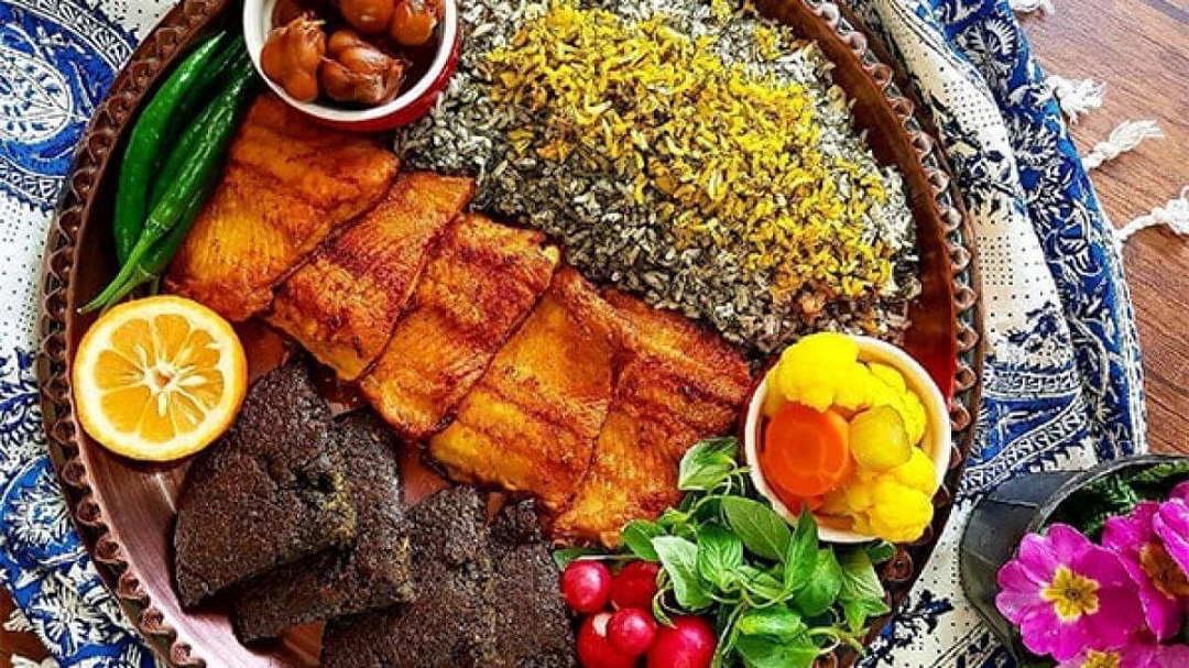 خوراکی های عید نوروز - سبزی پلو ماهی